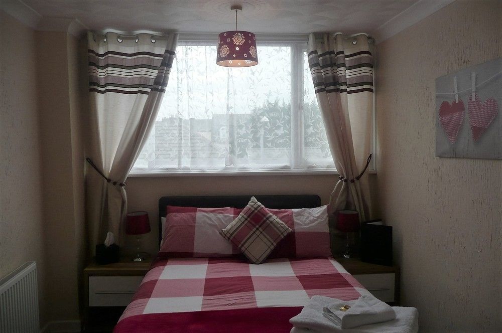 Twin Palms Guesthouse Great Yarmouth Exterior photo