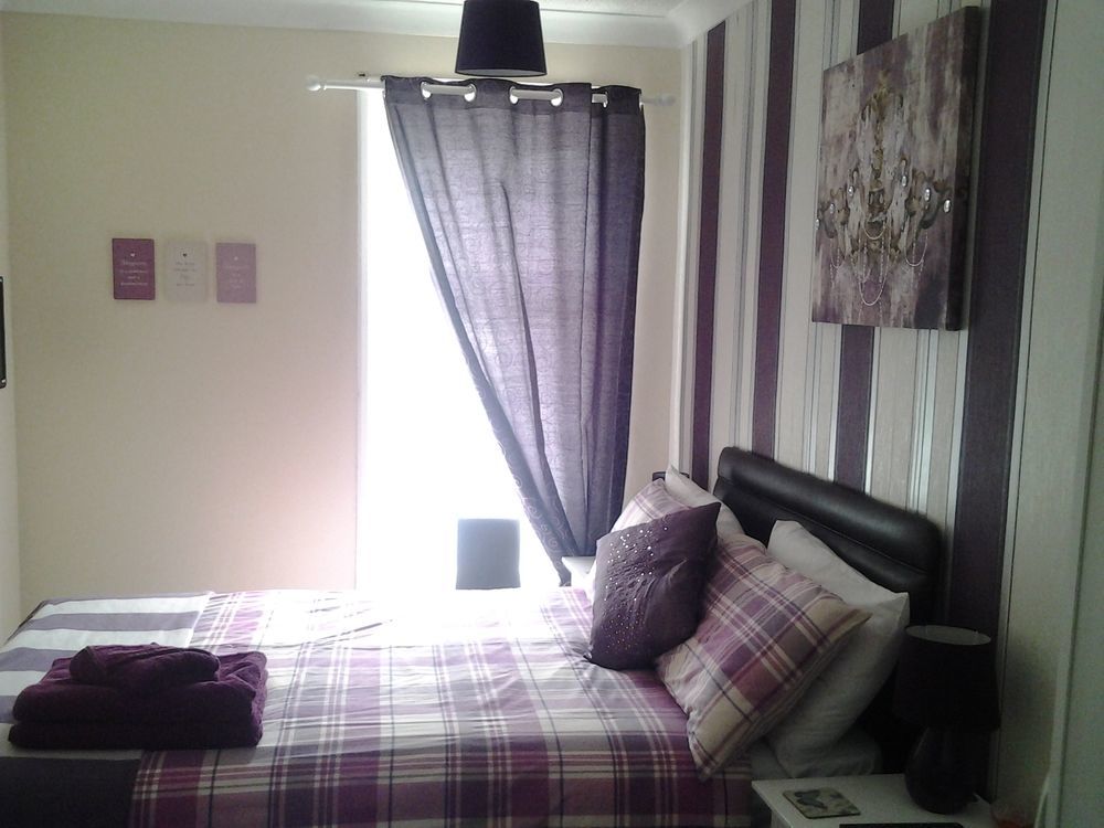 Twin Palms Guesthouse Great Yarmouth Exterior photo