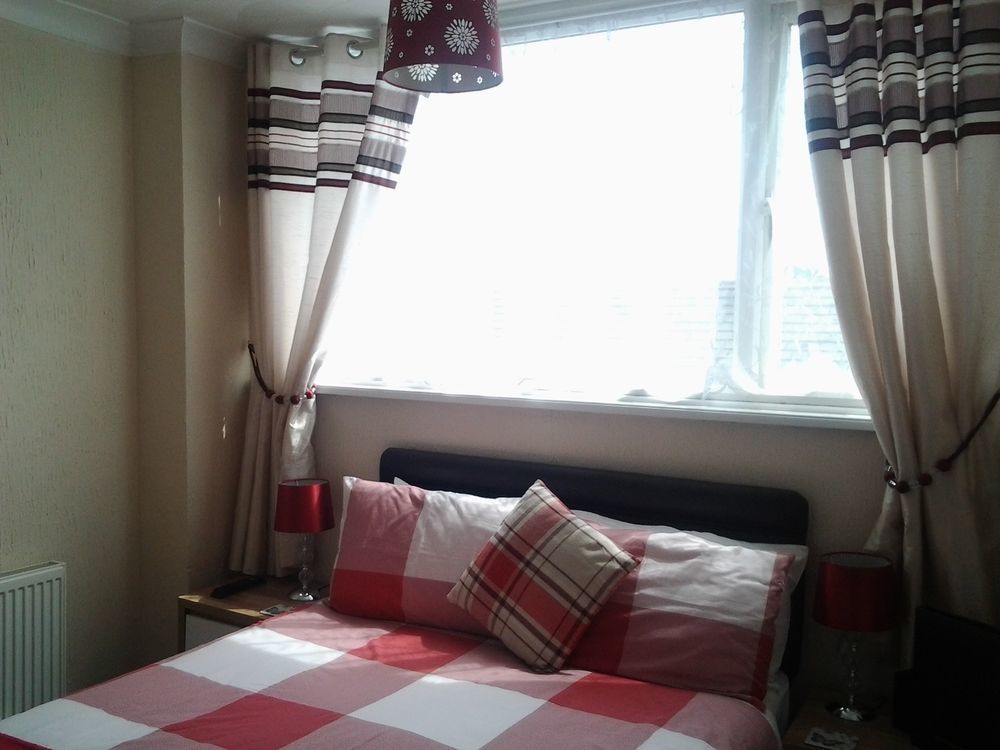 Twin Palms Guesthouse Great Yarmouth Exterior photo