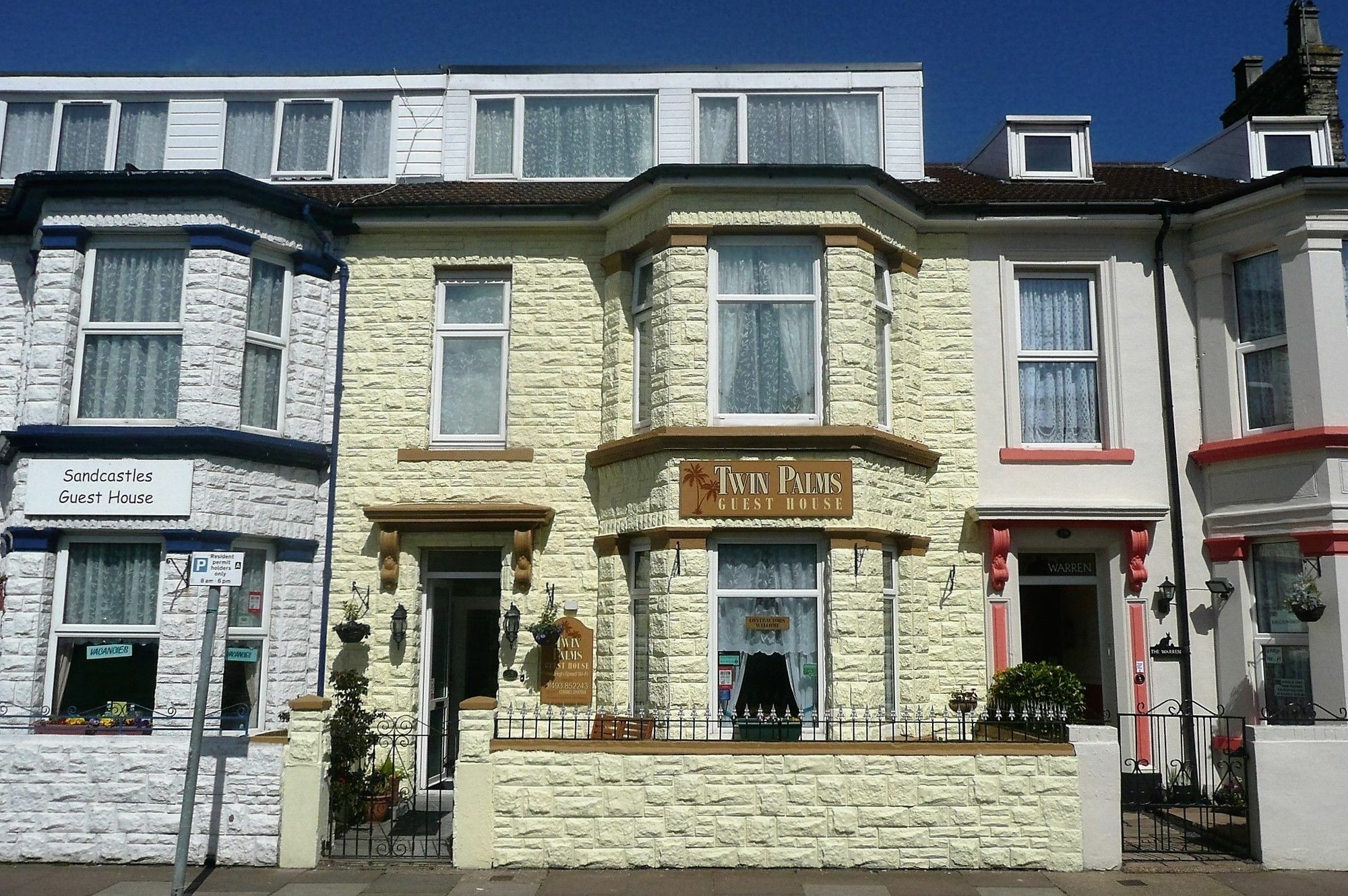 Twin Palms Guesthouse Great Yarmouth Exterior photo